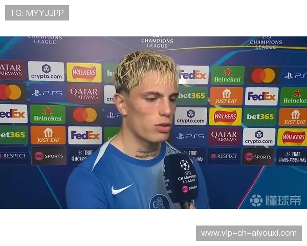 加纳乔跑位选择极为果断