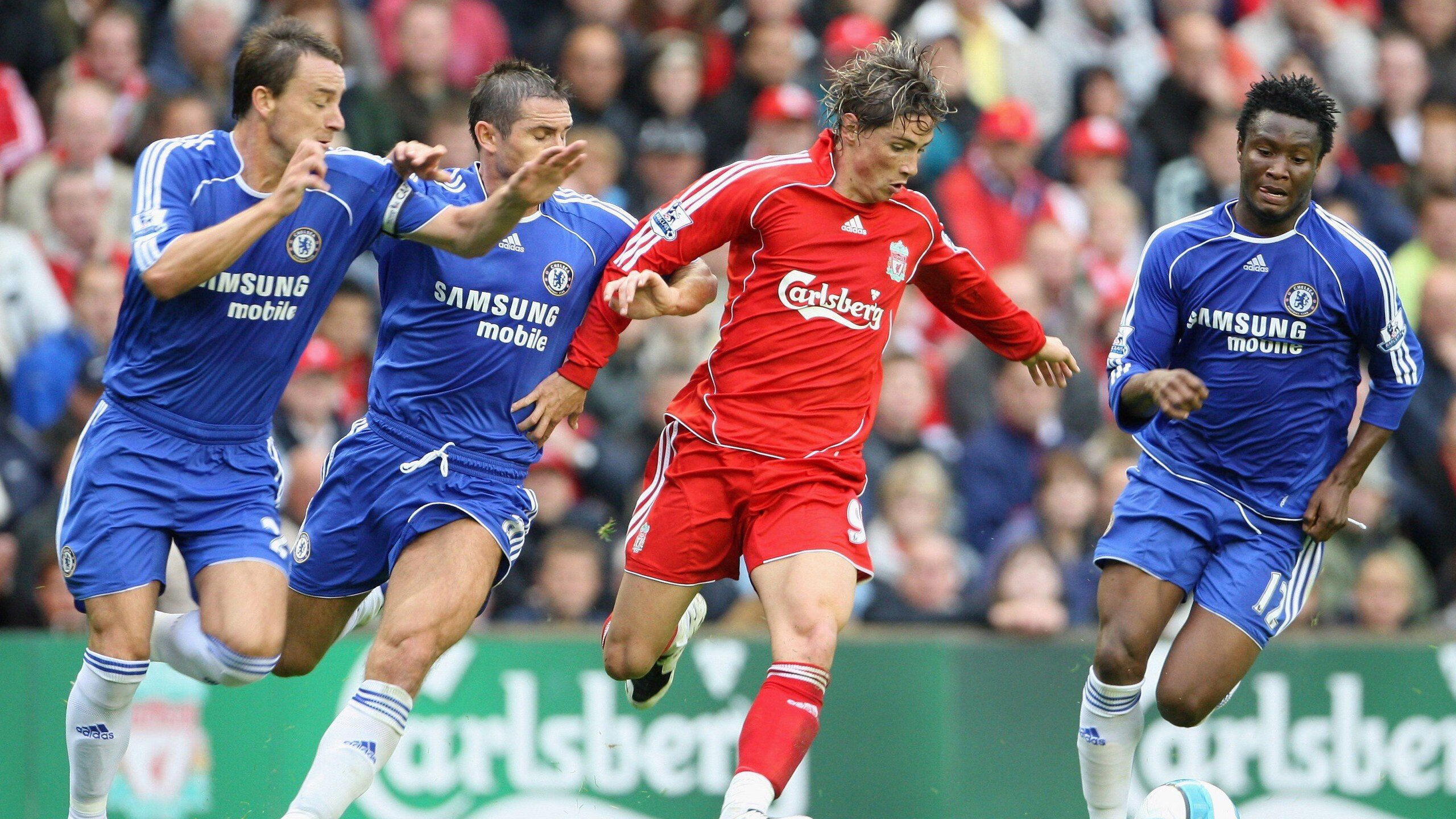 “2025世界运动会：高新体育中心武术赛场，选手空灵招式引爆全场”